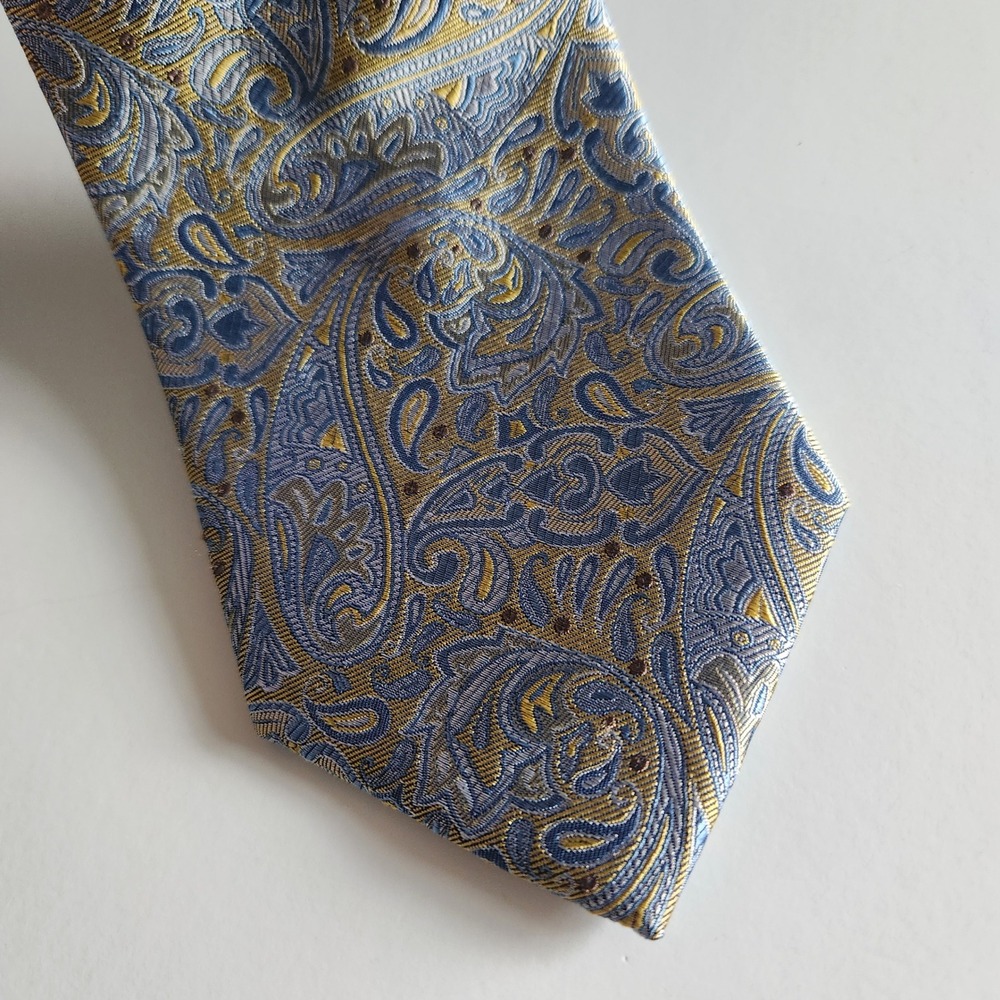 Mens Silk tie Blue Gold Paisley Italian Design Hand Made‎ 65.5"